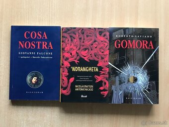 U.F.O., Almanach záhad, Cosa nostra... - 3