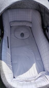 Kočík Jané trojkombinácia plus isofixová základňa - 3
