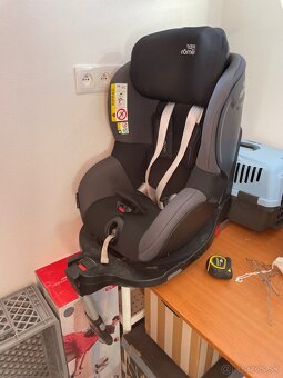 BRITAX ROMER Otočná Autosedačka Dualfix M i-Size Čierna - 3