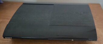 PlayStation 3 Super Slim - 3