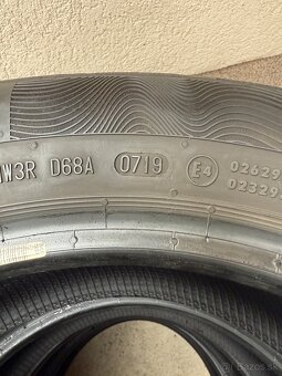 Letné pneumatiky Continental 215/55 R17 W - 3