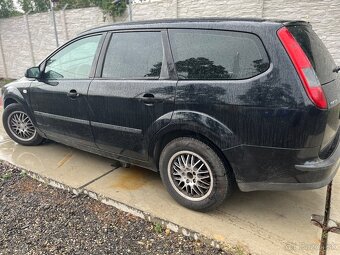 Ford focus 1.6 benzín combi 2006 - 3