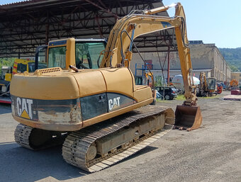 CAT 312 pásový bagr - 3
