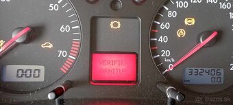 Budiky VW Golf IV / polodot / - 3