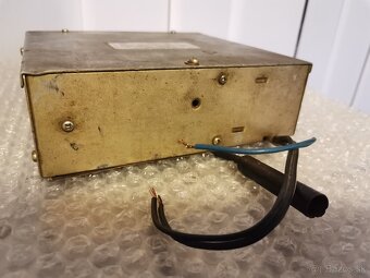 VINTAGE AUTORADIO VOLVO mod. 282340-9 - 3