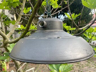 Tienidlo na industriálnu lampu originál Baťova fabrika - 3