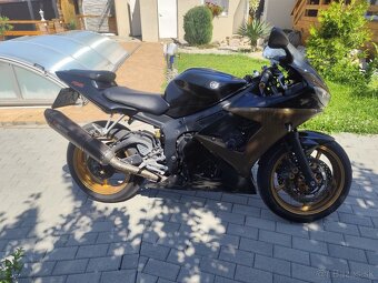 Yamaha r6 - 3
