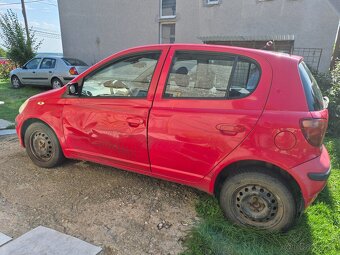 Toyota yaris - 3