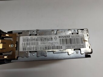 Rádio CD tuner Renault 8200205833 RENRAT120-52 40€ - 3