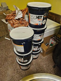 Predam fasadnu farbu Pro-het - 3