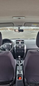 Suzuki SX4 - 3