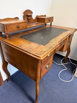 Historický písací stôl - 3
