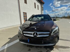 Mercedes gla200d - 3