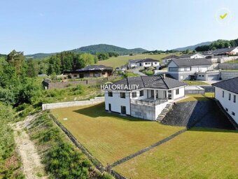 HALO reality - Predaj, rodinný dom Slaská, luxusný so zariad - 3