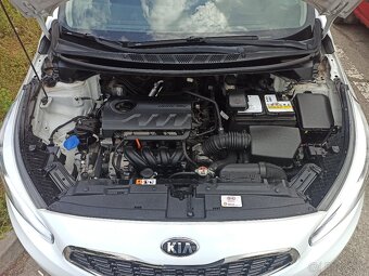 KIA Ceed 1.4 CVVT UEFA edicia Gold+Platinum - 3