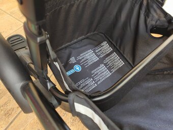 Britax römer smile 4 s hlbokou korbou + vajíčko Britax baby - 3