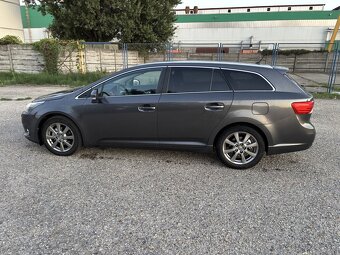 Toyota avensis kombi - 3