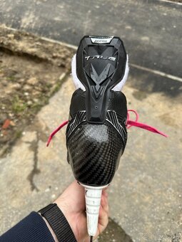 Korcule True Custom - 3