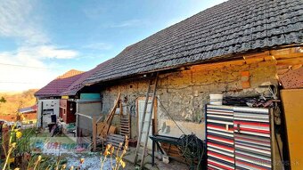 MALÁ HRADNÁ - starší domček / pekná záhrada - 3