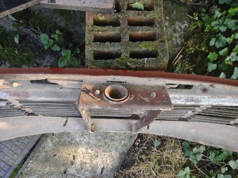 Zadné čelo škoda 1000 - 3