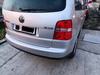 vw touran 1,6 FSI 6rychlostny - 3
