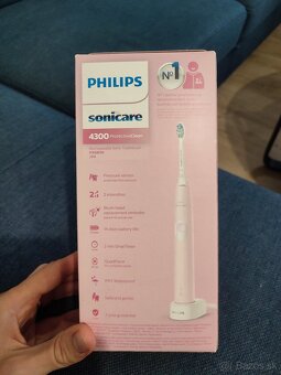 Elektrická kefku Philips Sonicare 4300 - 3