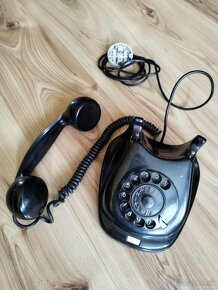 Starý telefón TESLA 1965 - 3