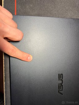 Asus Expertbook B7 Flip - 3