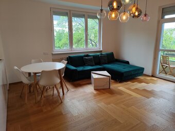 Staré mesto - Továrenská 18, 74 m2 na prenájom - 3