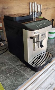 Delonghi Magnifica EVO - 3