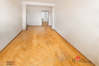 3 izbový byt, 63 m2 s balkónom, 2 pivnice, Vrbové - 3