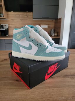 Nike Air Jordan Retro 1 High - 3