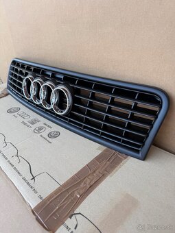 Predna original maska pre Audi A4 B6 - 3