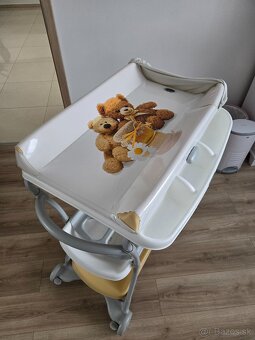 vanička s prebalovacim pultom - 3