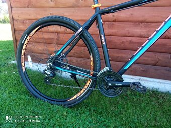 Predám skoro NOVÝ horský bicykel 29" - 3