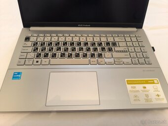 Asus Vivobook Go 15 - 3
