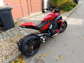 Ducati Diavel v4 Speciale pecco N°09 - 3