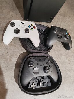 Xbox series X 1TB + 3X OVLÁDAČ - 3