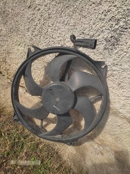 Citroen C4 náhradné diely, rozpredam - 3