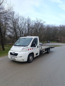 Predám odtahovy special do 3,5t - 3