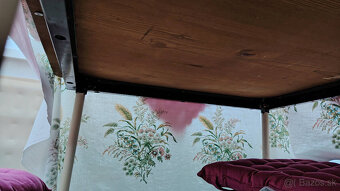 Stôl a stoličky - 3