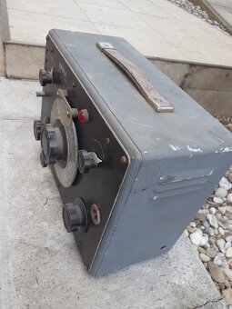 Tesla BM205 Servisný oscilátor - 3