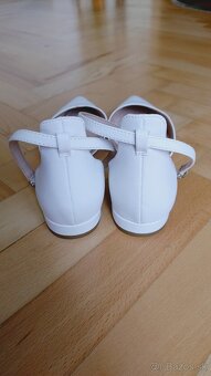 Elegantné biele svadobné sandále, sandalky, velkost 39 - 3