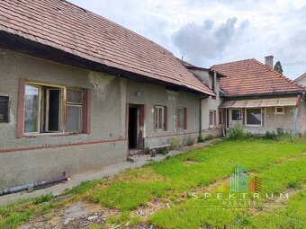SPEKTRUM REALITY - Na Predaj rodinný dom s pozemkom 1010 m2 - 3