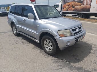 Mitsubishi Pajero 3.2 DI-D GLS A/T koa - 3