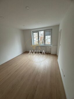 NA PREDAJ: 2izbový byt 40m2 s balkónom - Trnava - 3