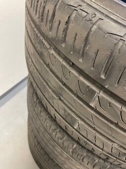 Letné, 235/45 R18 Y XL, Bravuris - 3