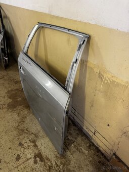 Škoda octavia III 3 kombi 2012- pravé zadné dvere - 3