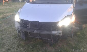 Mazda 5 Predne svetla Xenon+zadne svetla - 3
