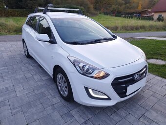 Hyundai i30 combi 1.6CRDi, r.v.: 4/2016, STK a EK: 6/2026 - 3
